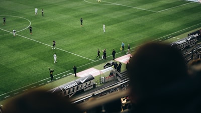بث مباشر ريال مدريد وليفربول الانمواجهة أسطورية بين عمالقة الكرة الأوروبية
